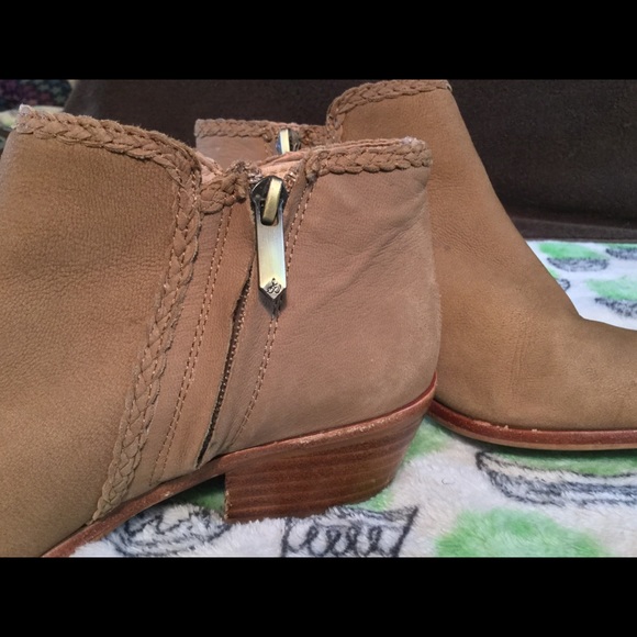 Sam Edelman fringed suede ankle boots π - Picture 2 of 7